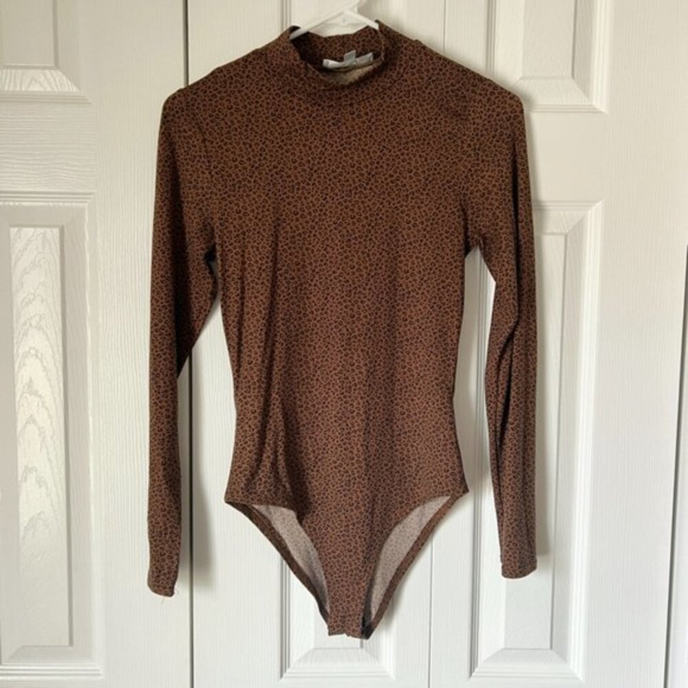 Cheetah Print Long Sleeve Bodysuit with Turtle Neck, XS